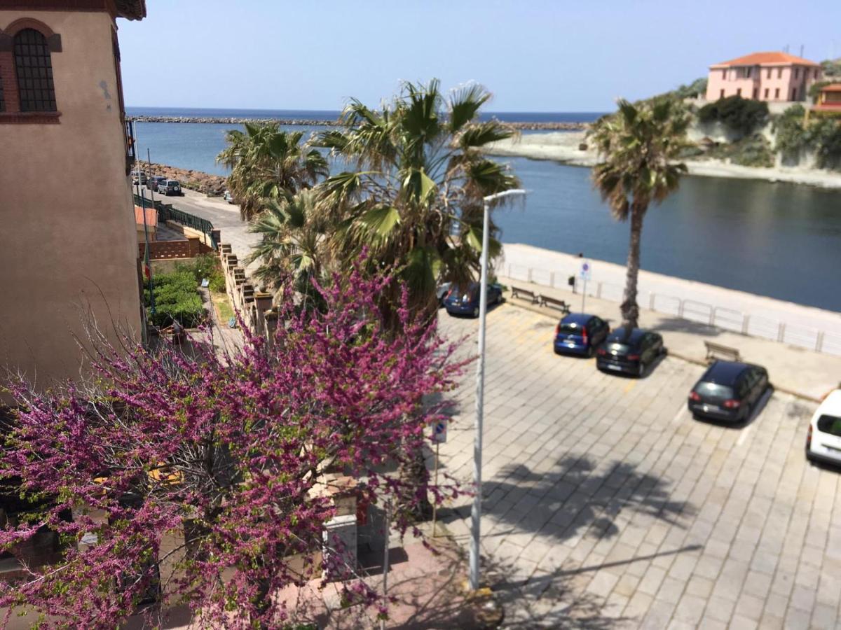 B&B Del Porto ボーザ・マリーナ エクステリア 写真
